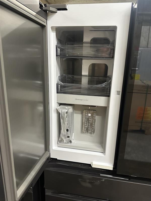 Bespoke 29 cu. ft. Standard Depth 4-Door French Door Refrigerator in Black with Family Hub