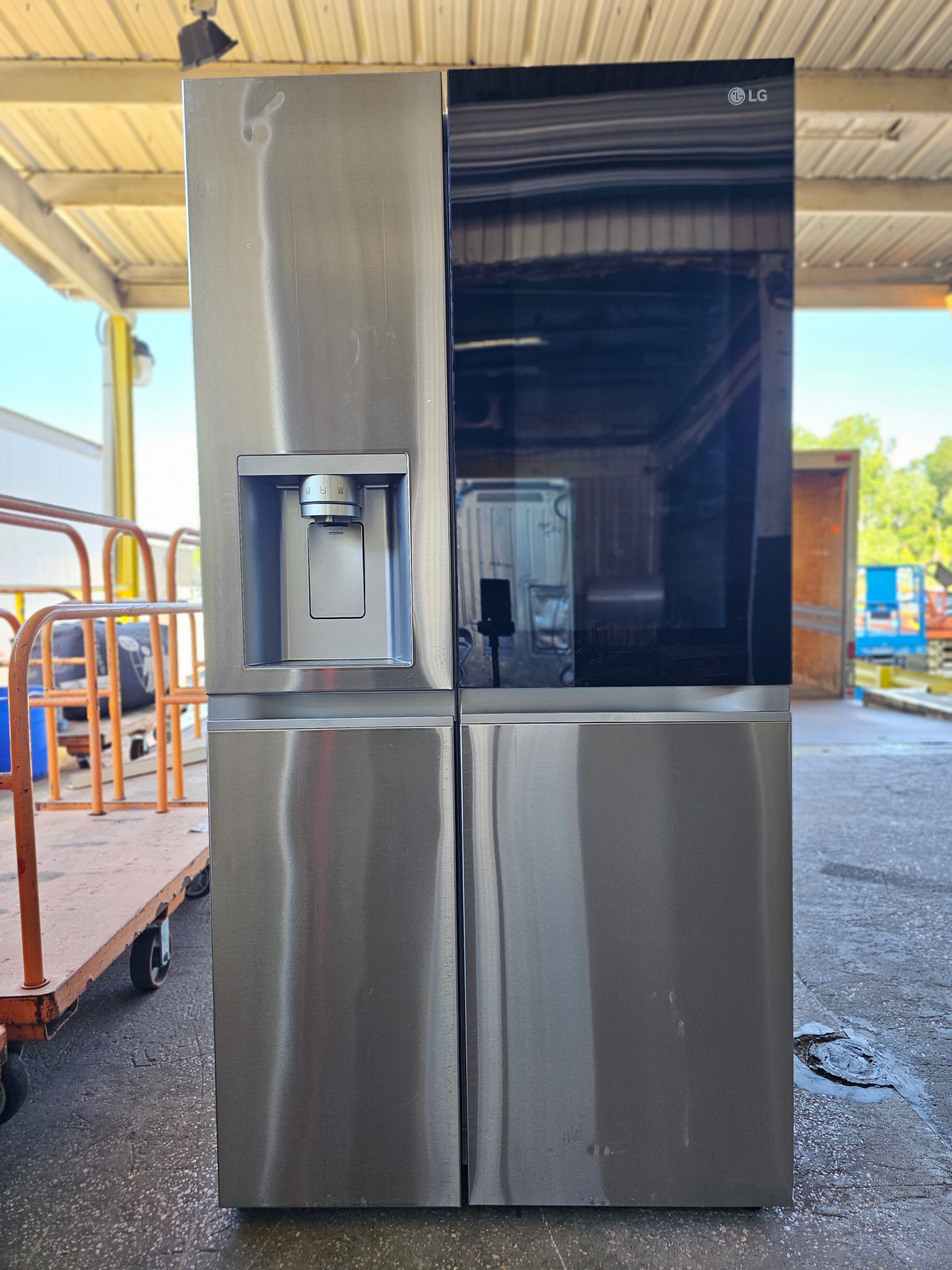 LG 27 cu. ft. Side by Side Smart Refrigerator InstaView and Craft Ice in PrintProof Stainless Steel