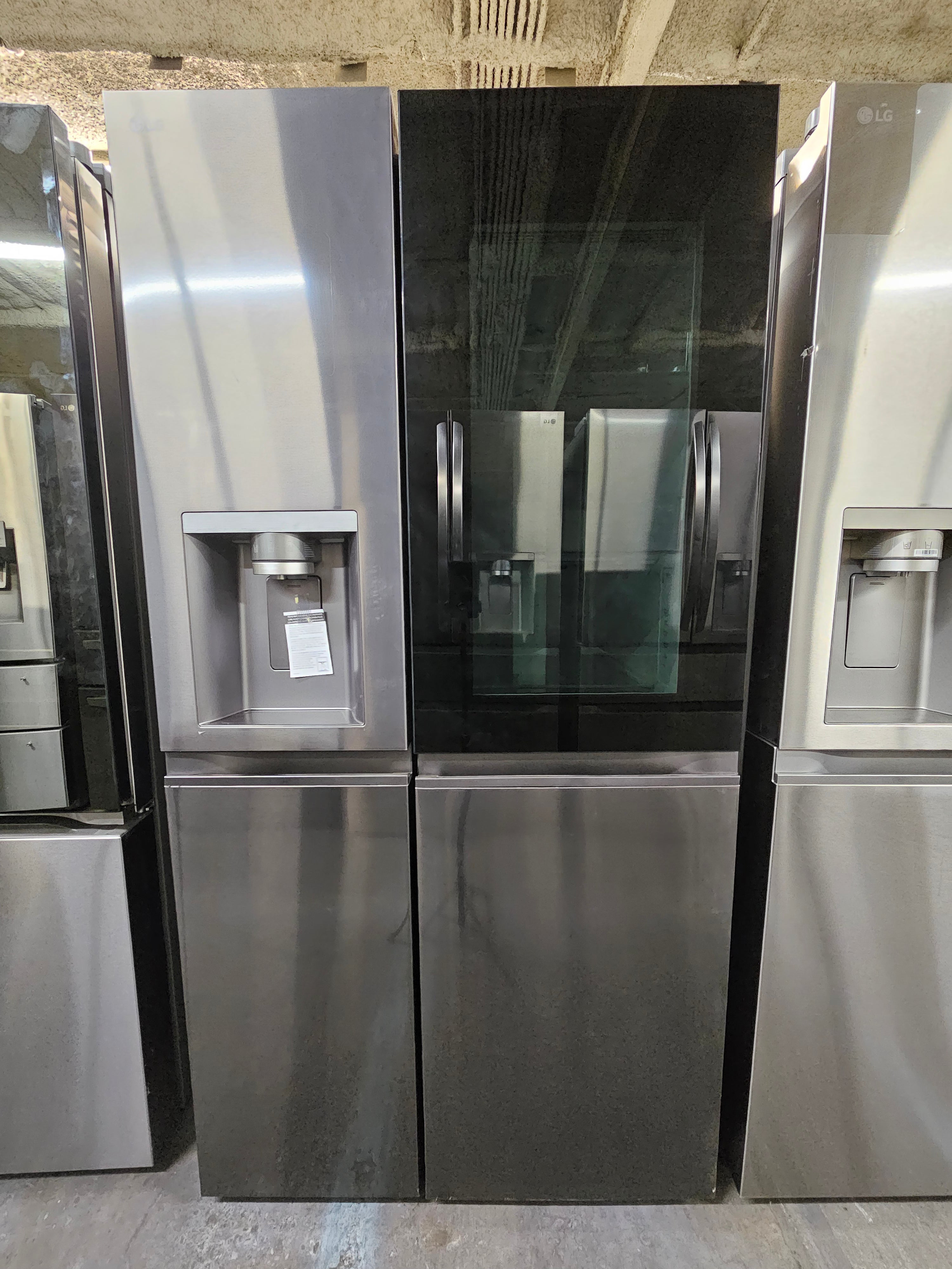 LG 27 cu. ft. Side by Side Smart Refrigerator InstaView and Craft Ice in PrintProof Stainless Steel