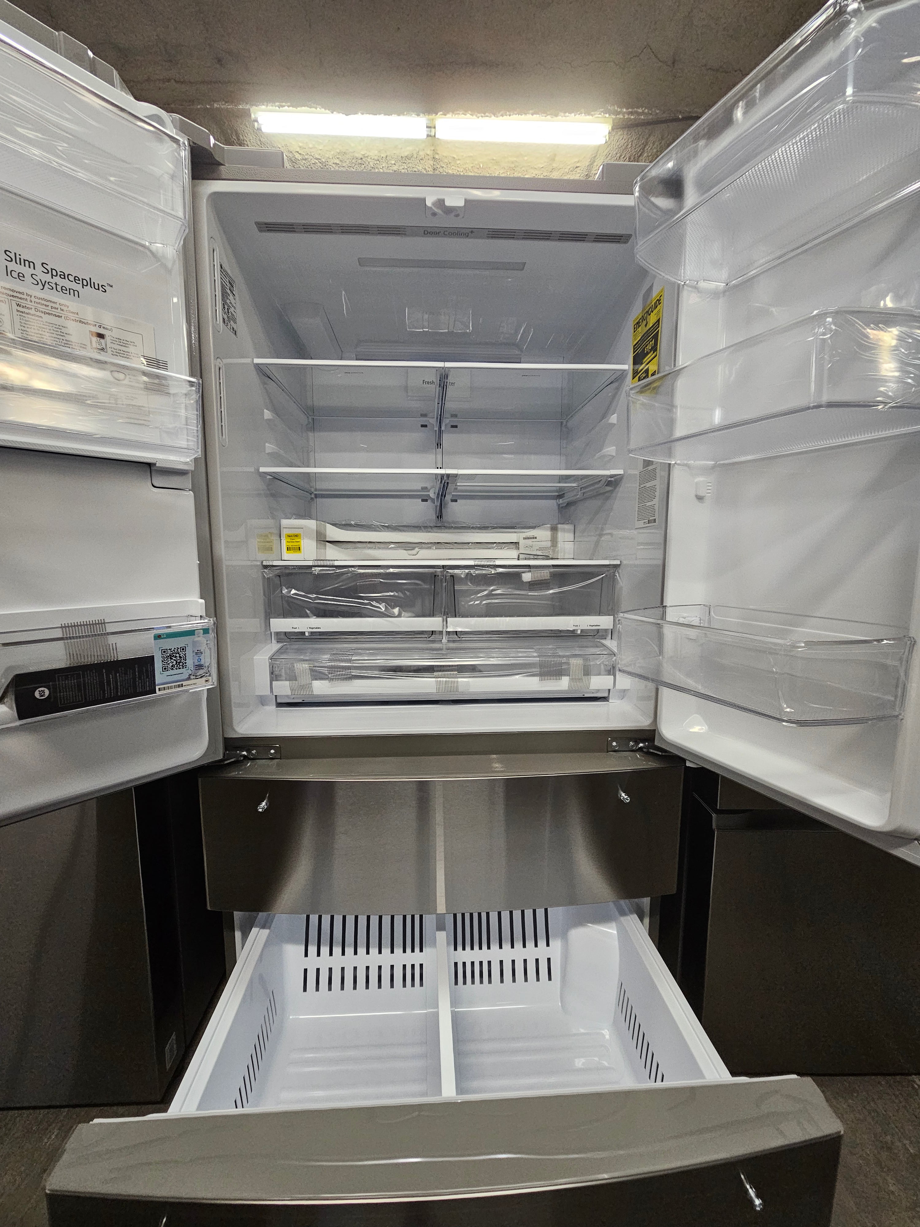 LG 27.8 Cu. Ft. 4-Door French Door Smart Refrigerator with Smart Cooling System Stainless Steel