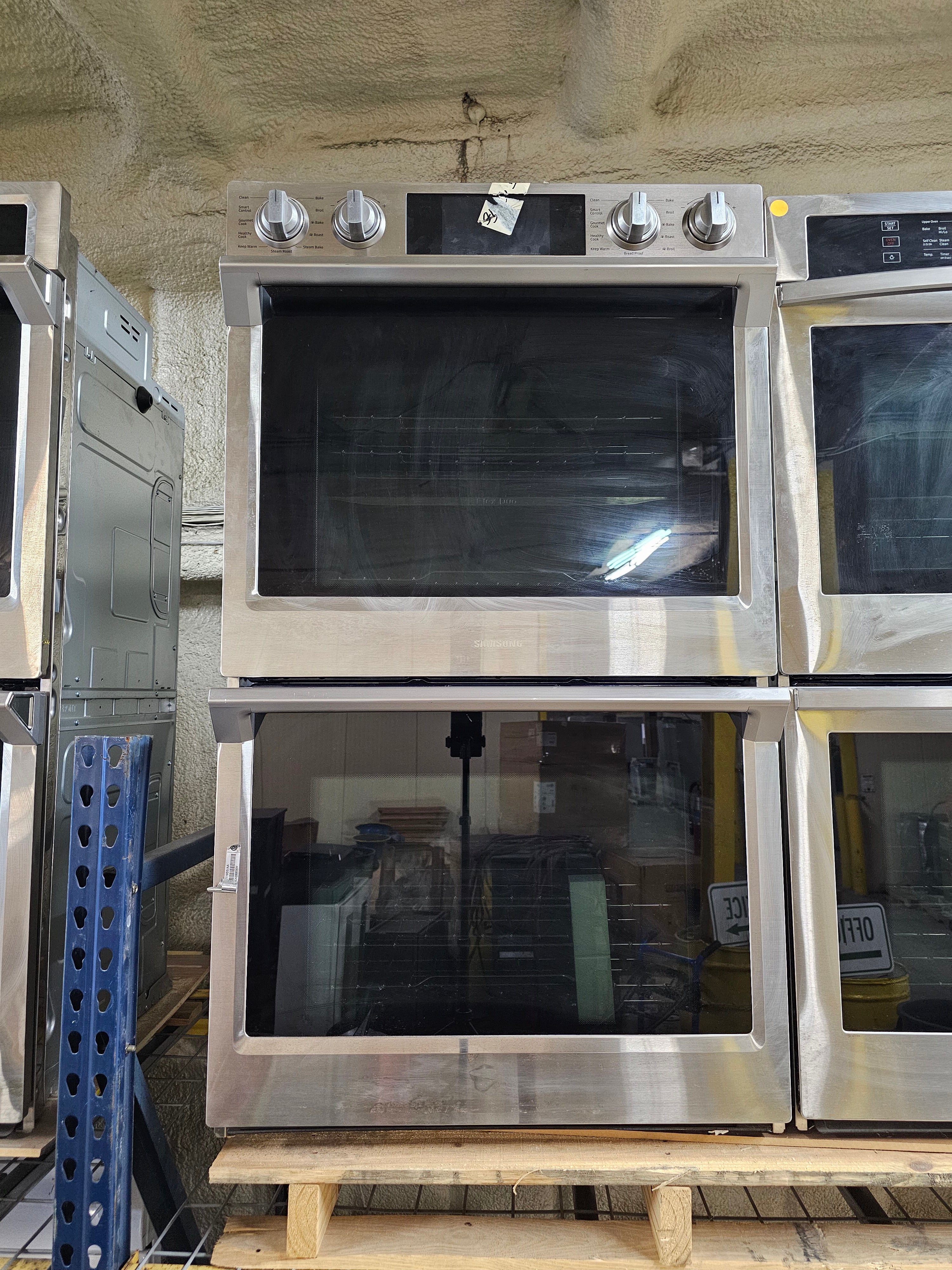 30" Smart Double Wall Oven with Flex Duo™ in Stainless Steel