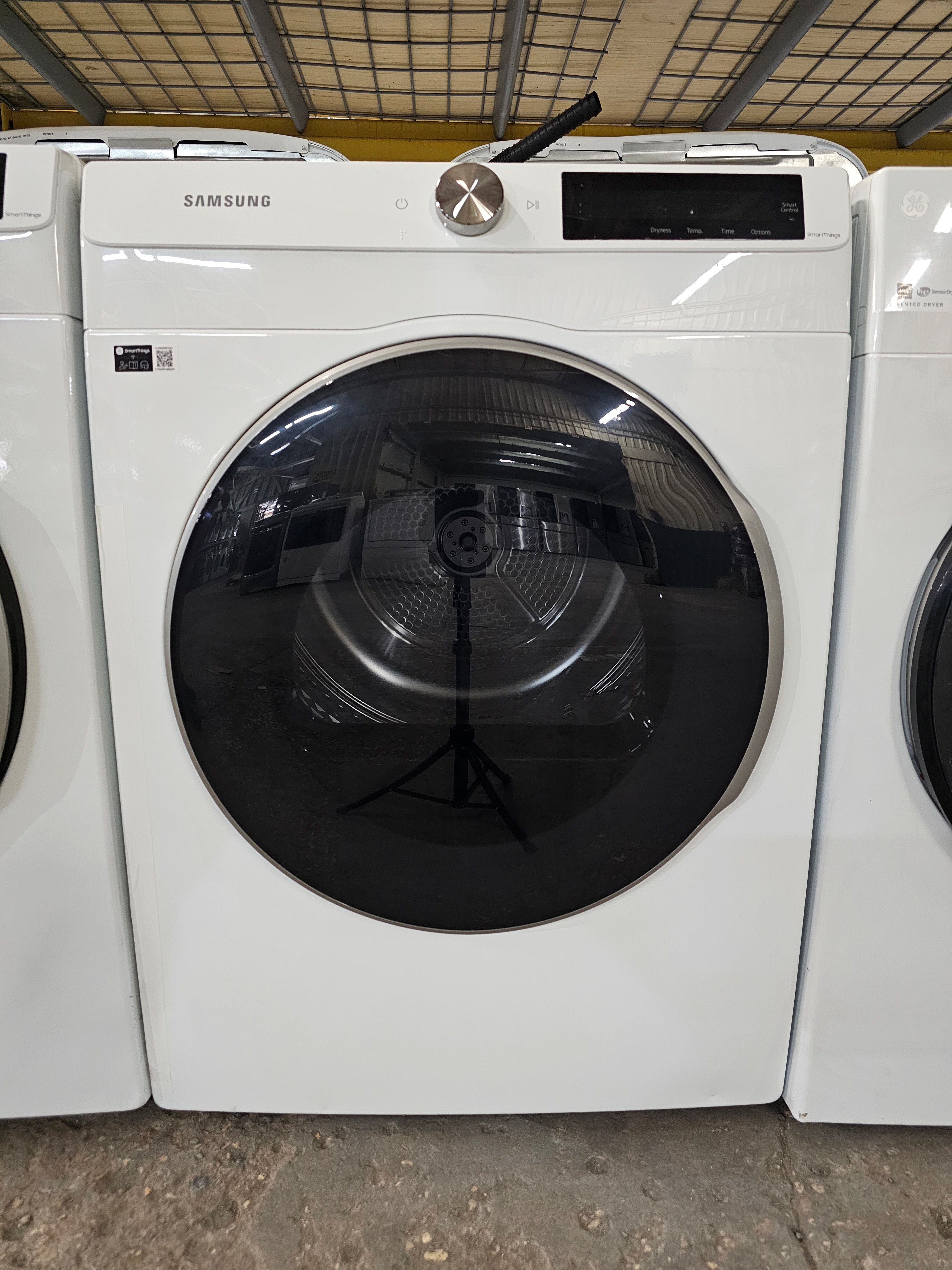 Samsung - 4.0 Cu. Ft. Stackable Smart Electric Dryer with AI Smart Dial - White