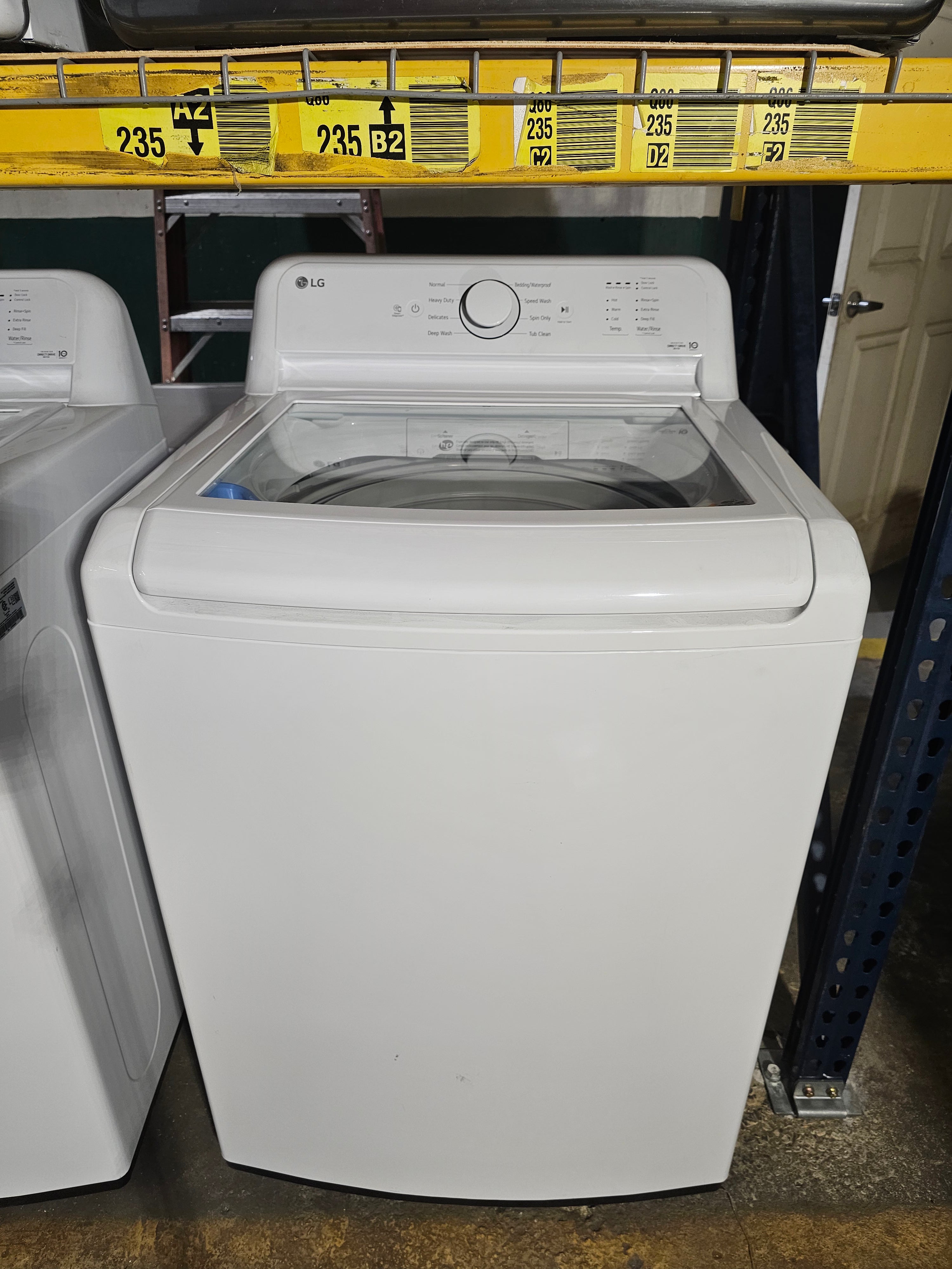 LG 4.1 cu. ft. Top Load Washer in White with 4-way Agitator, NeveRust Drum, SlamProof Glass Lid, and True Balance