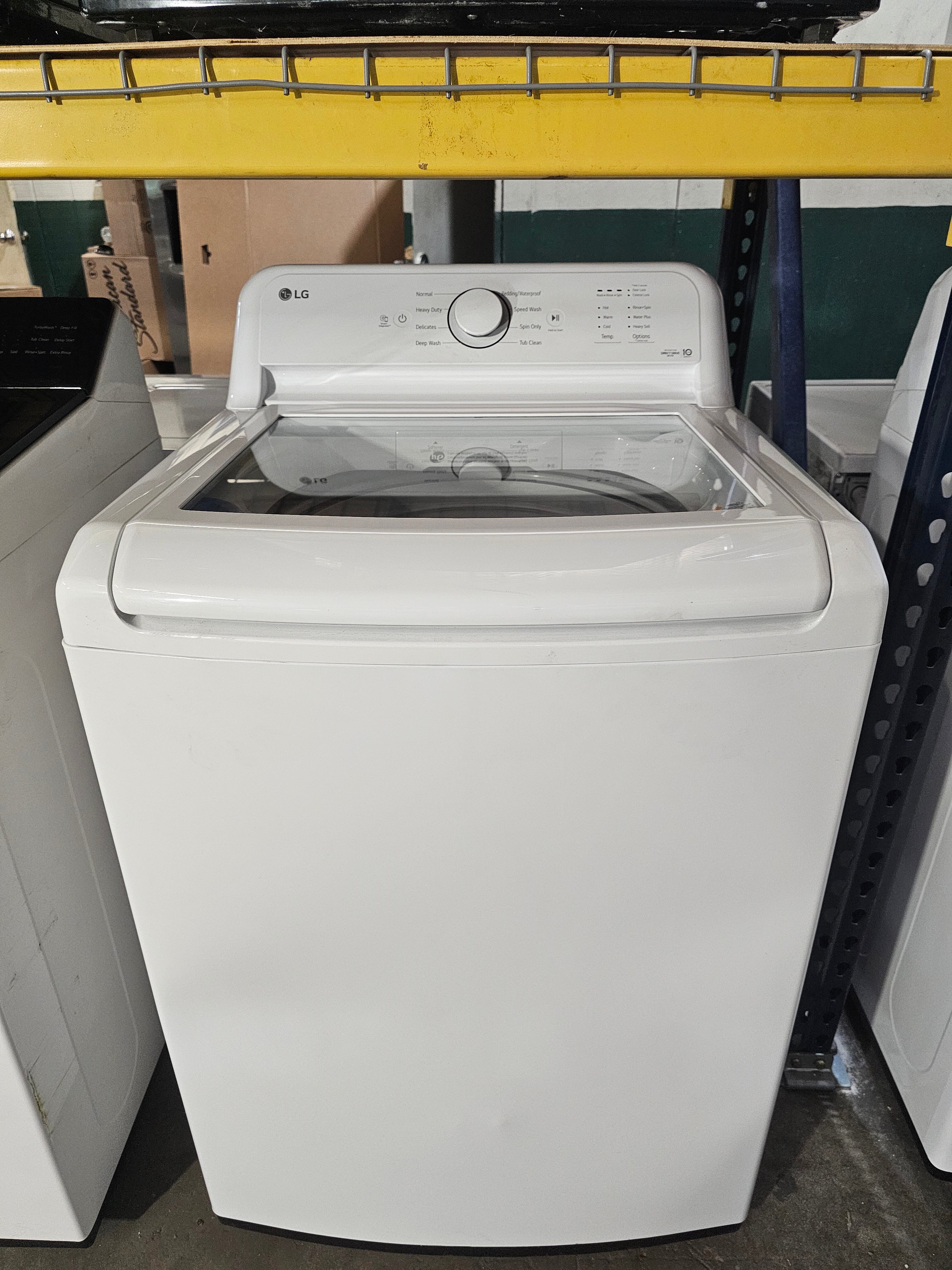 LG 4.1 cu. ft. Top Load Washer in White with 4-way Agitator, NeveRust Drum, SlamProof Glass Lid, and True Balance