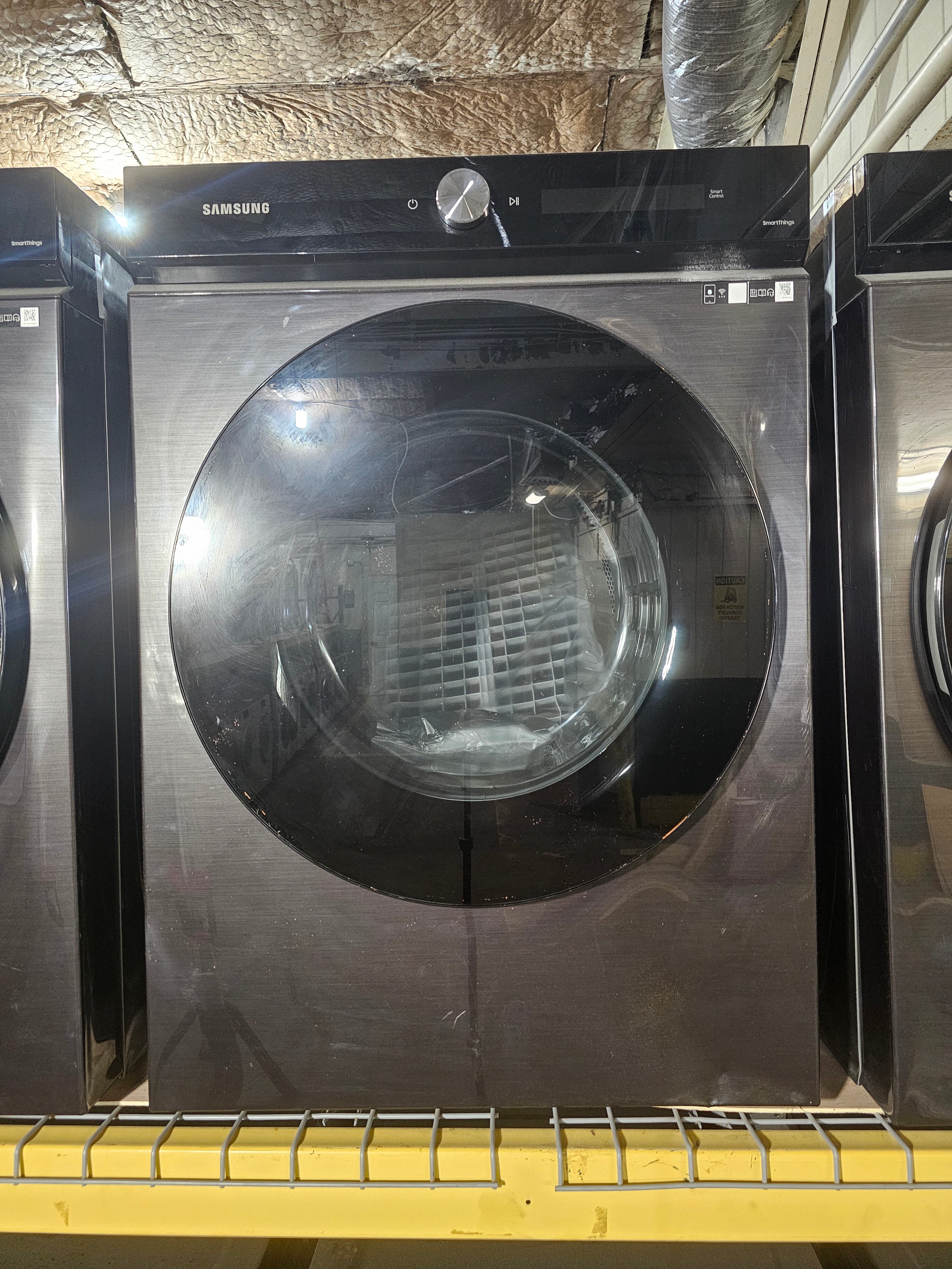 Samsung Bespoke 7.6 cu. ft. Ultra-Capacity Vented Smart Electric Dryer in Brushed Black with Super Speed Dry and AI Smart Dial