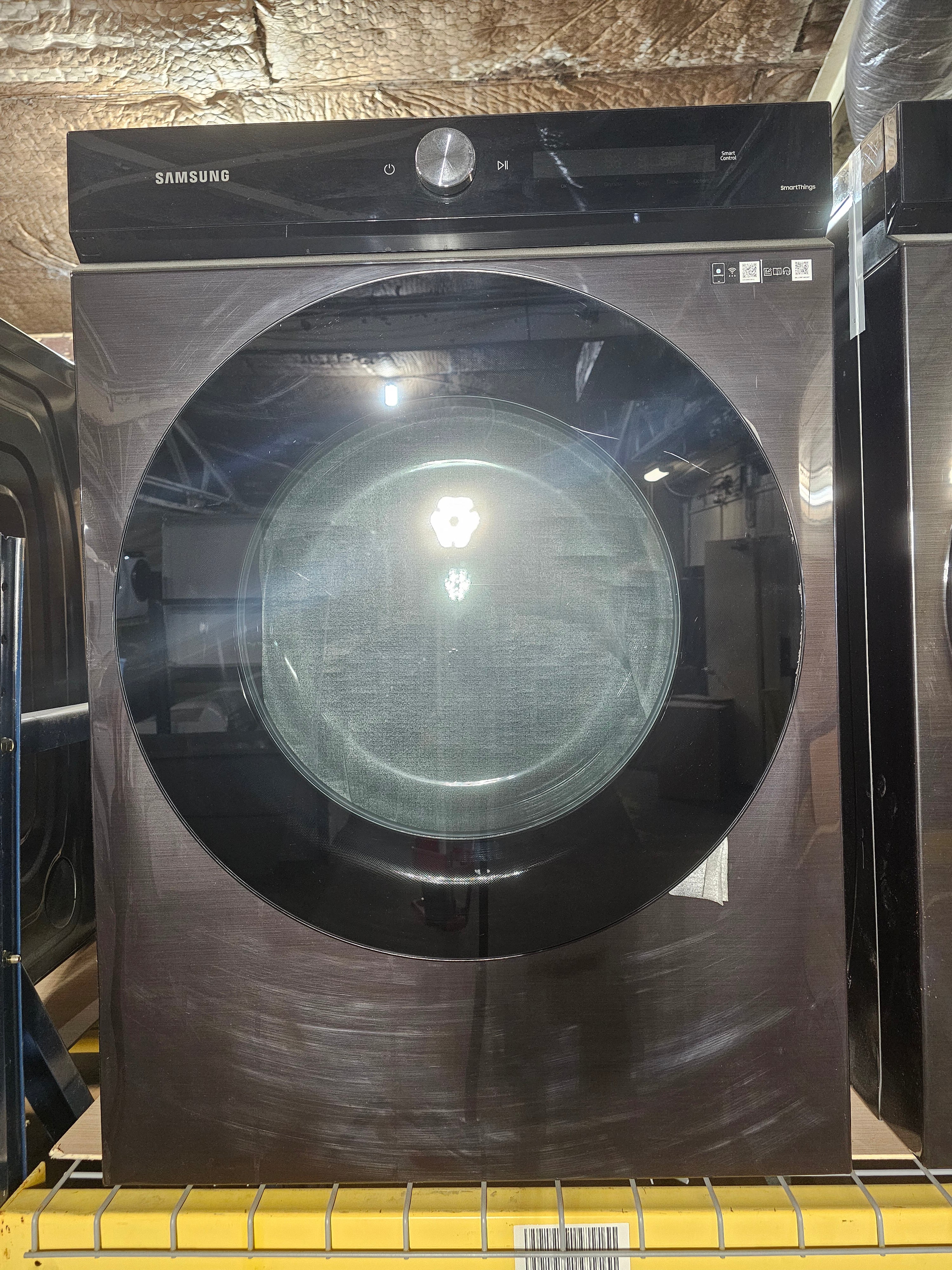 Samsung Bespoke 7.6 cu. ft. Ultra-Capacity Vented Smart Electric Dryer in Brushed Black with Super Speed Dry and AI Smart Dial