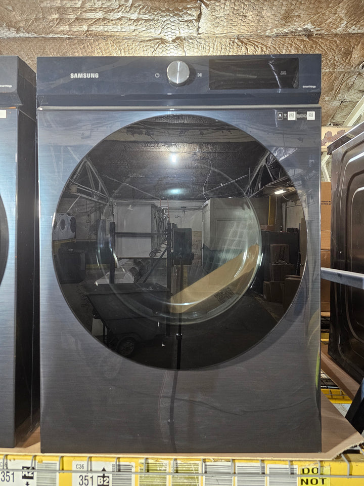 Samsung Bespoke 7.6 cu. ft. Ultra-Capacity Vented Smart Electric Dryer in Brushed Navy with Super Speed Dry and AI Smart Dial