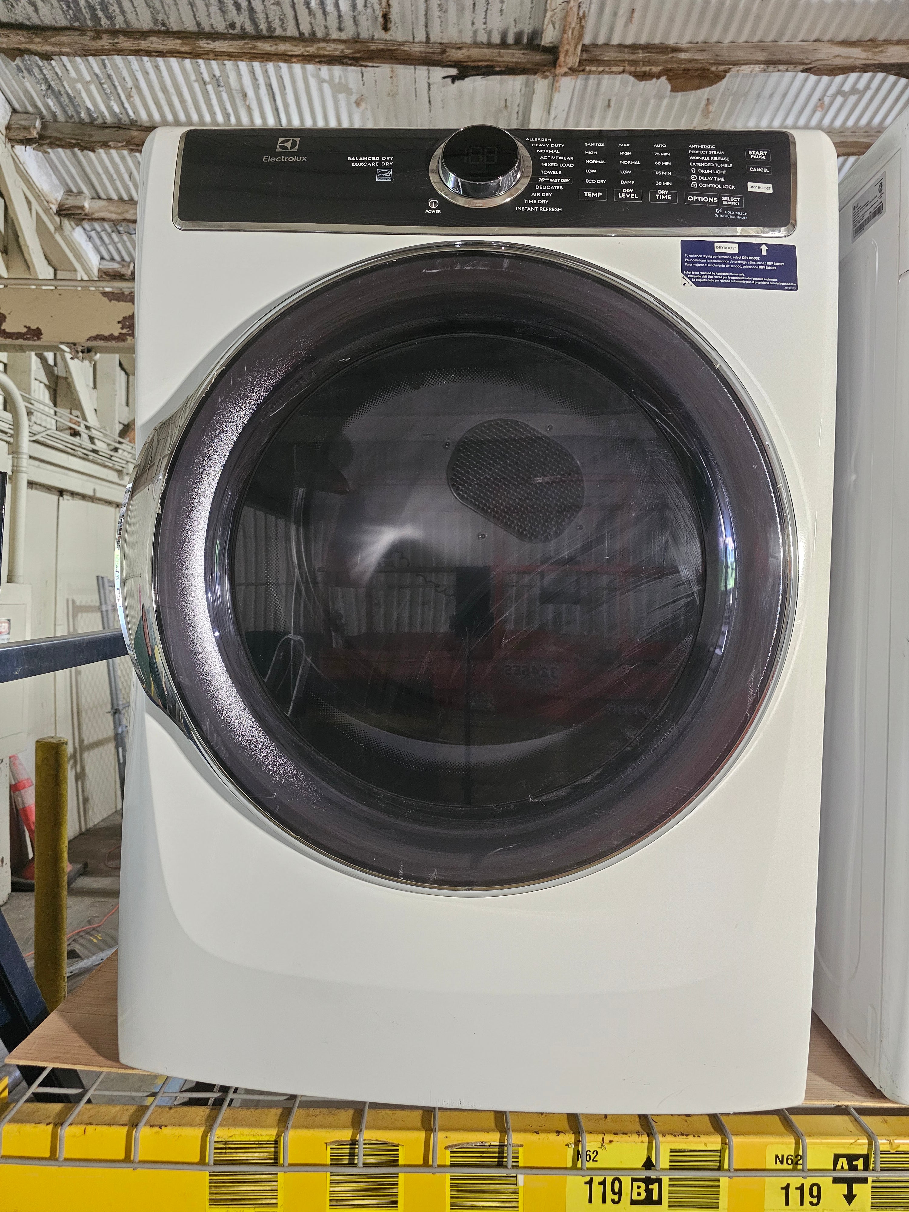 LG - 7.4 Cu. Ft. Stackable Smart Electric Dryer with Steam and Built-In Intelligence - White