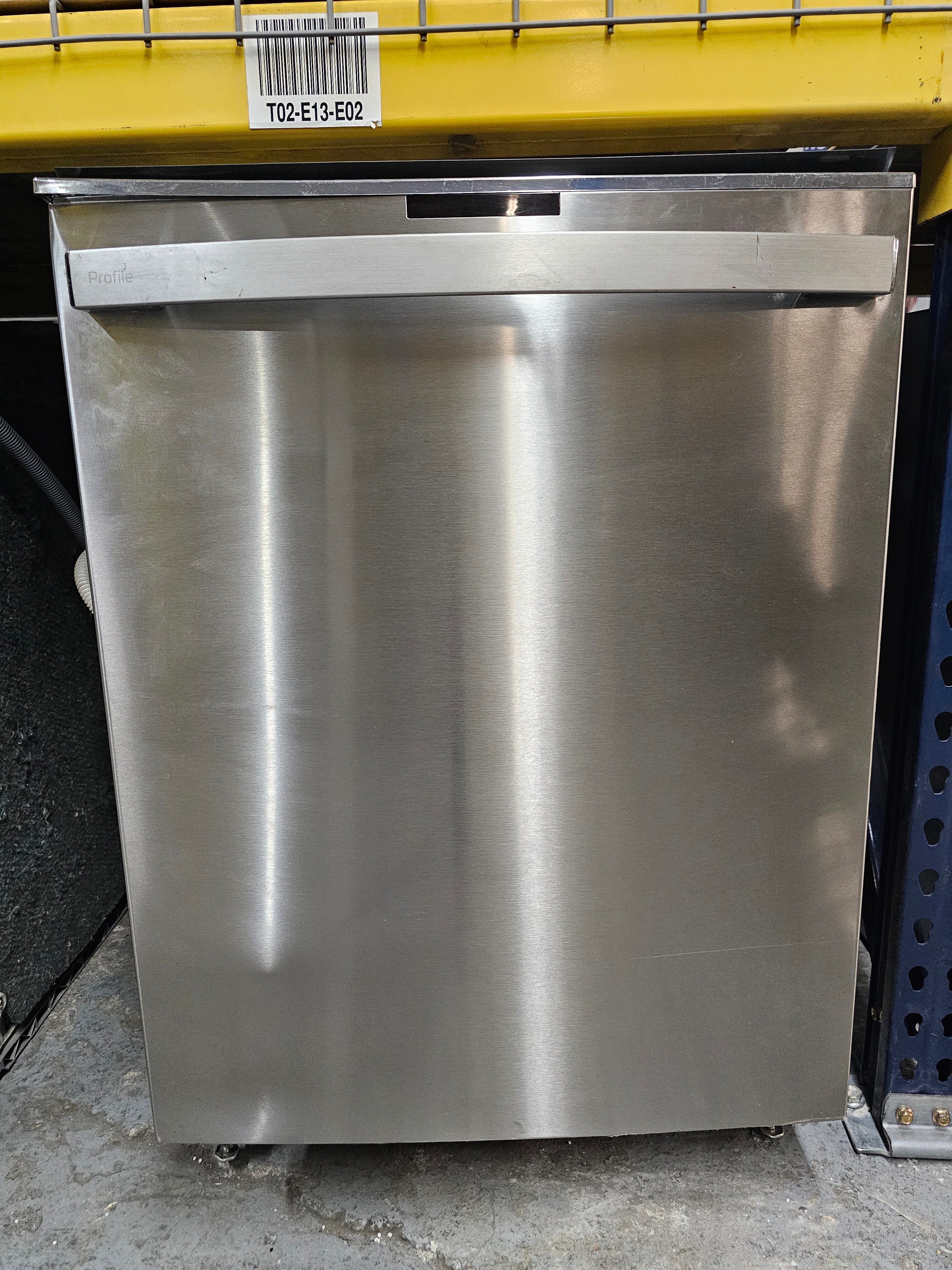 GE Profile 24 in Smart Built-In Top Control Fingerprint Resistant Stainless Dishwasher w/ Microban Technology, 44 dBA