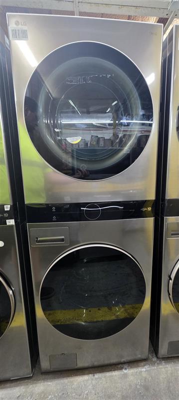Single Unit Front Load LG WashTower™ with Center Control™ 4.5 cu. ft. Washer and 7.4 cu. ft. Electric Dryer