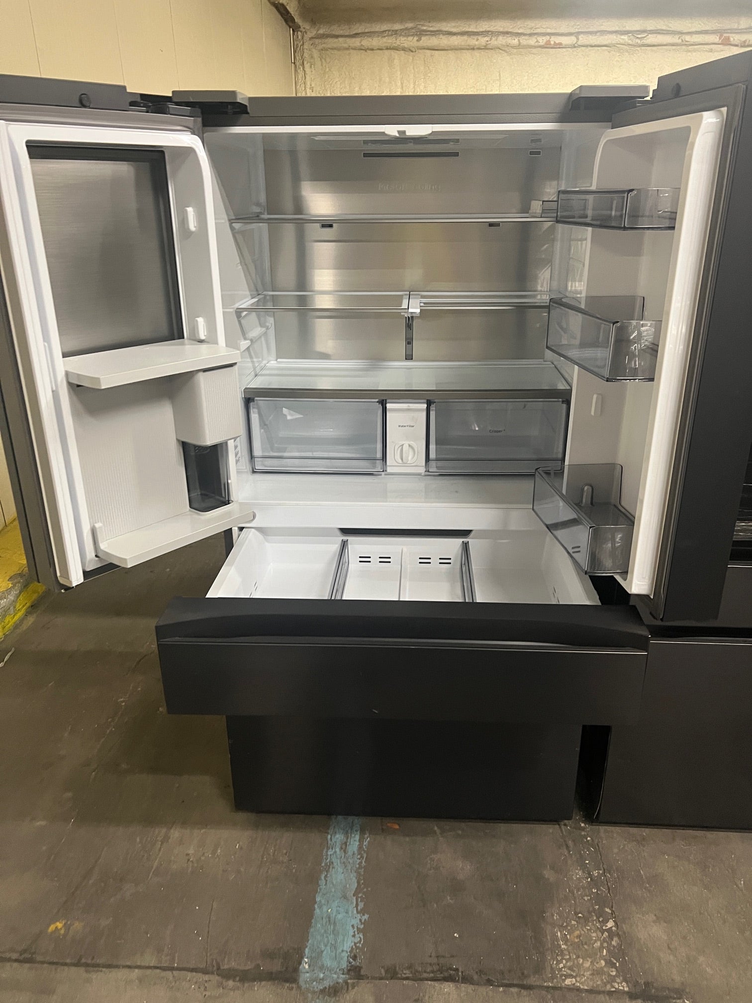 Samsung BESPOKE 23 cu. ft. Counter Depth 4-Door French Door Black