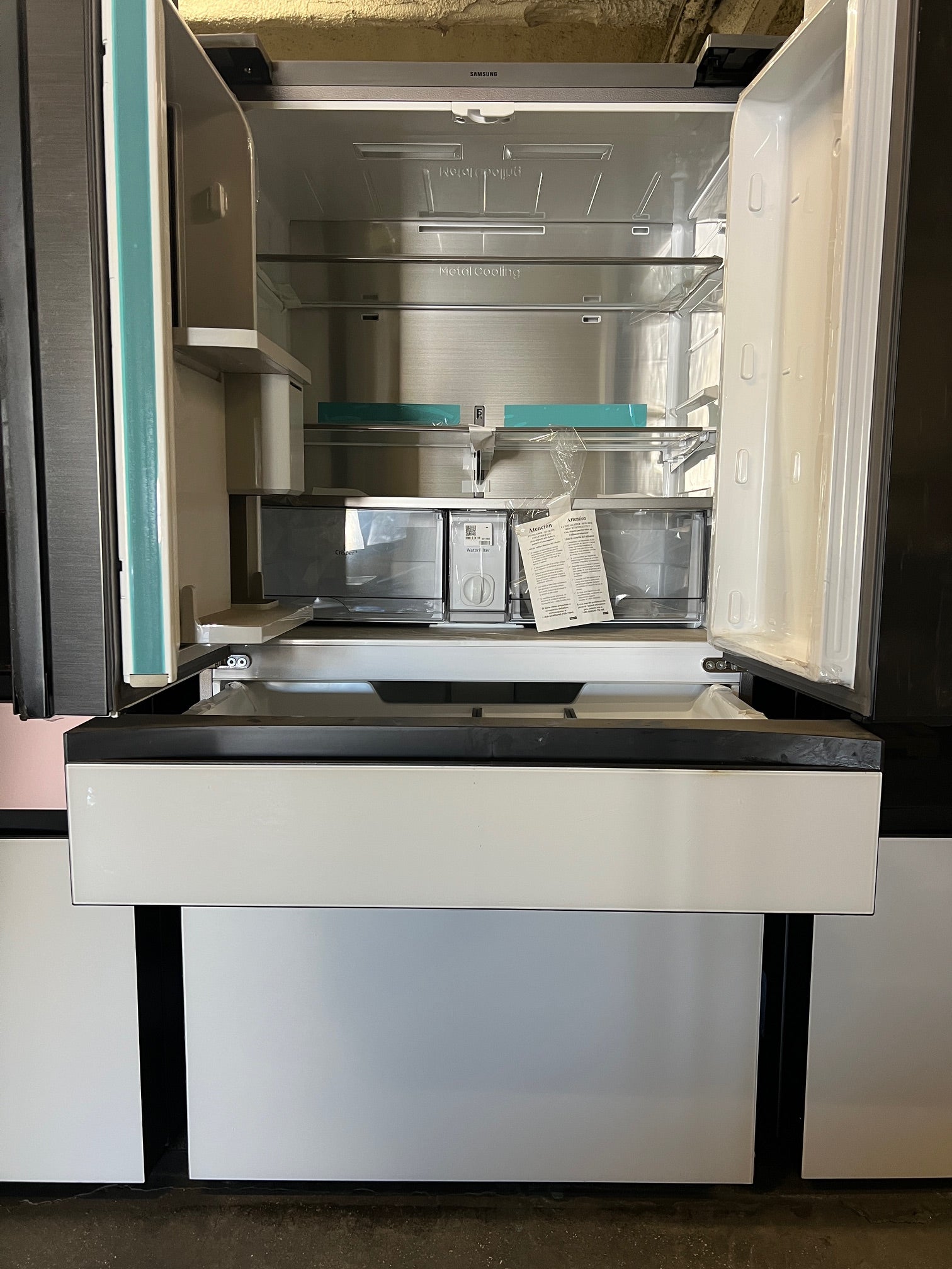 Samsung  BESPOKE 23 cu. ft. Counter Depth 4-Door French Door with Tablet - Black & White