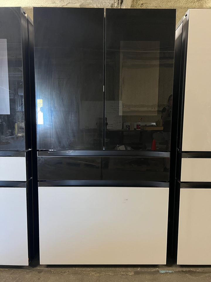 Samsung  BESPOKE 23 cu. ft. Counter Depth 4-Door French Door with Tablet - Black & White