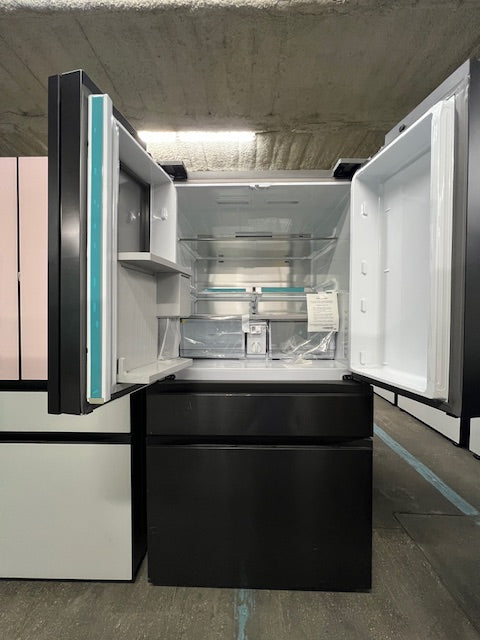 Samsung  BESPOKE 29 cu. ft. 4-Door Black & Grey