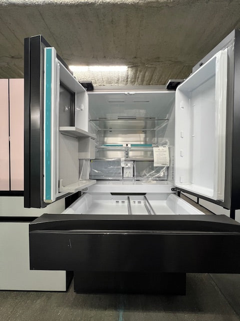 Samsung  BESPOKE 29 cu. ft. 4-Door Black & Grey