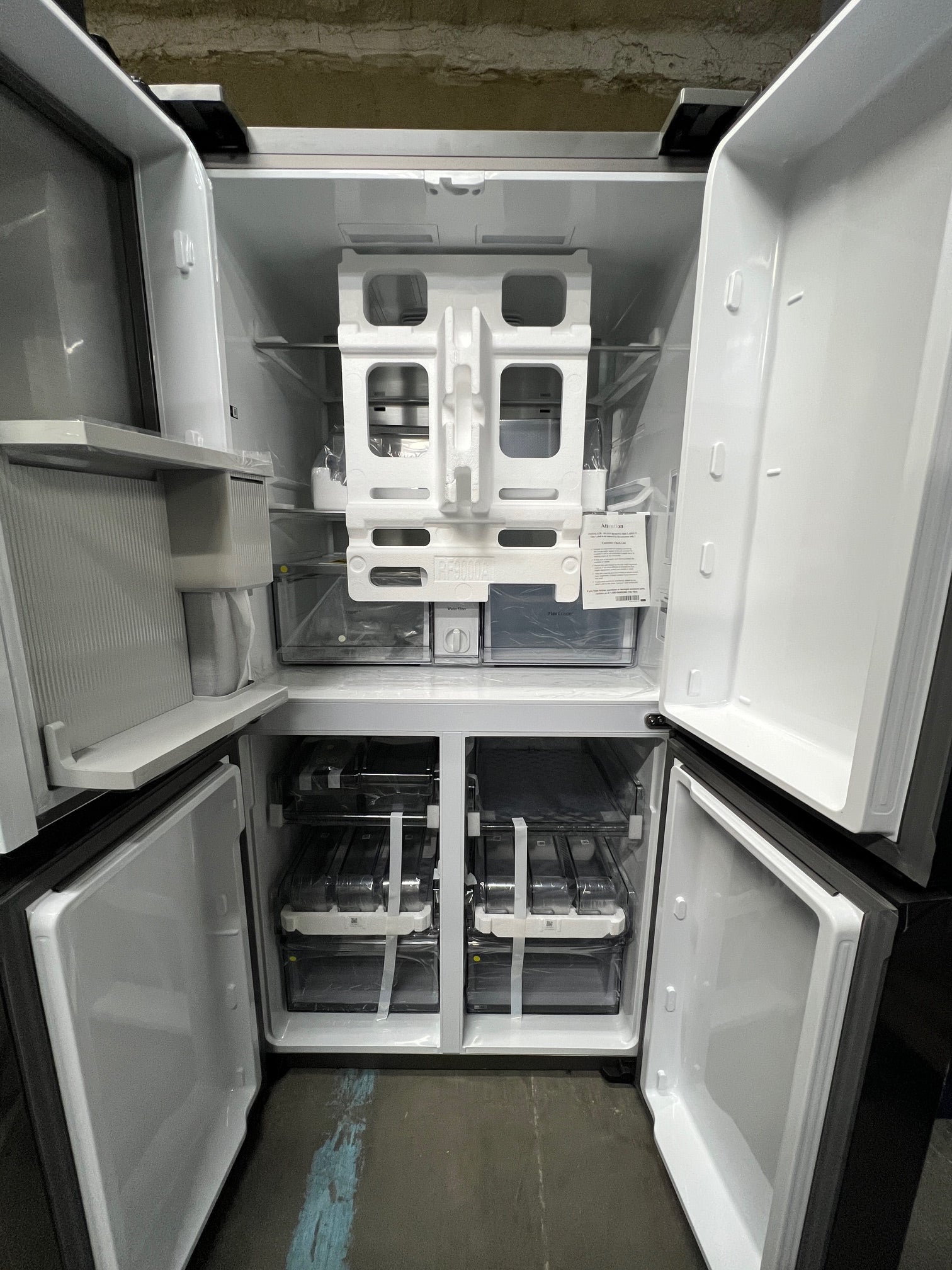 Samsung Bespoke 29 cu. ft. 4 - Door Flex White and Blue