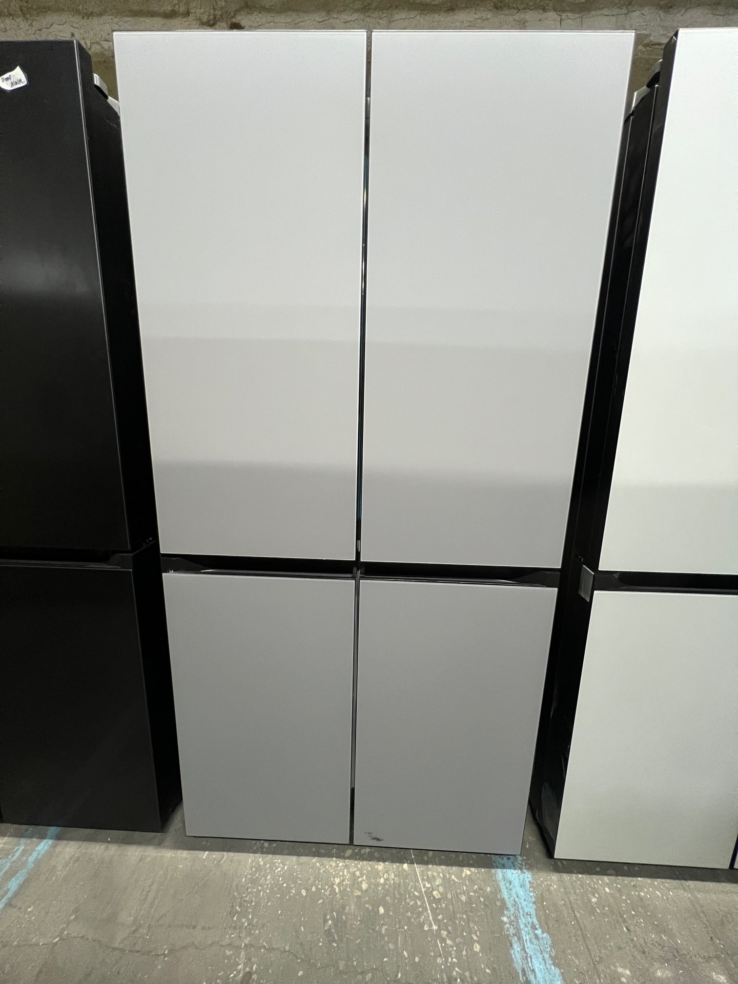 Samsung Bespoke 29 cu. ft. 4 - Door Flex Matte Grey