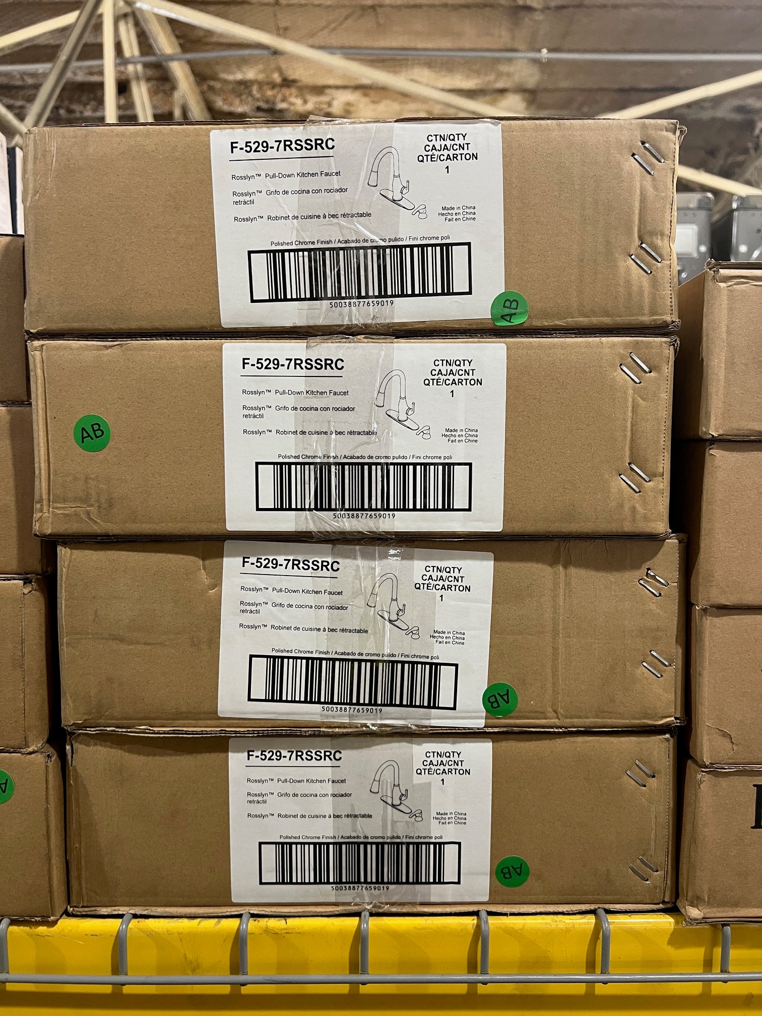 Pfister Rosslyn Single Handle Pull Down Faucet with Deckplate Included in Spot Defense Stainless Steel