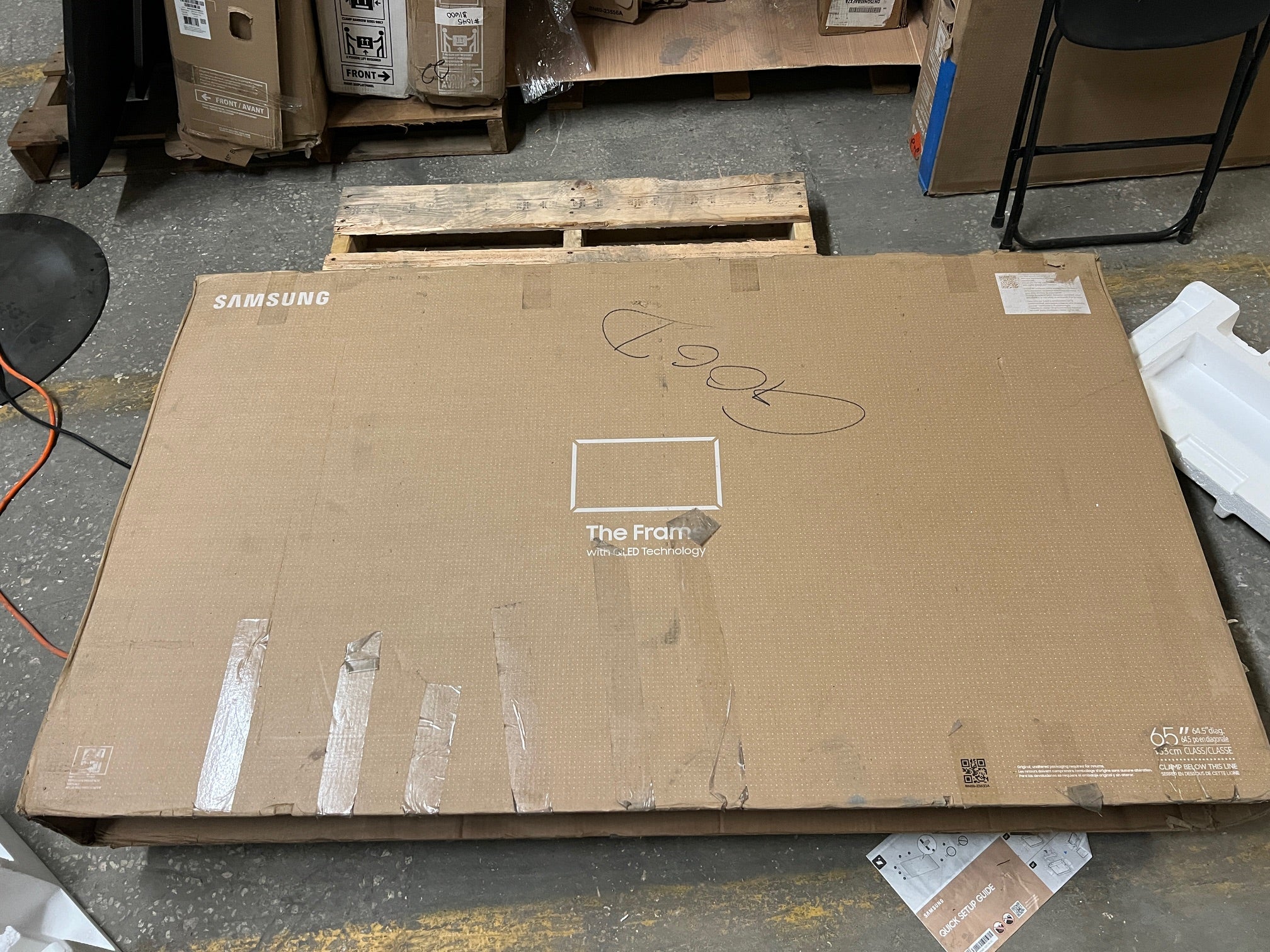 SAMSUNG 65-Inch Class QLED 4K The Frame