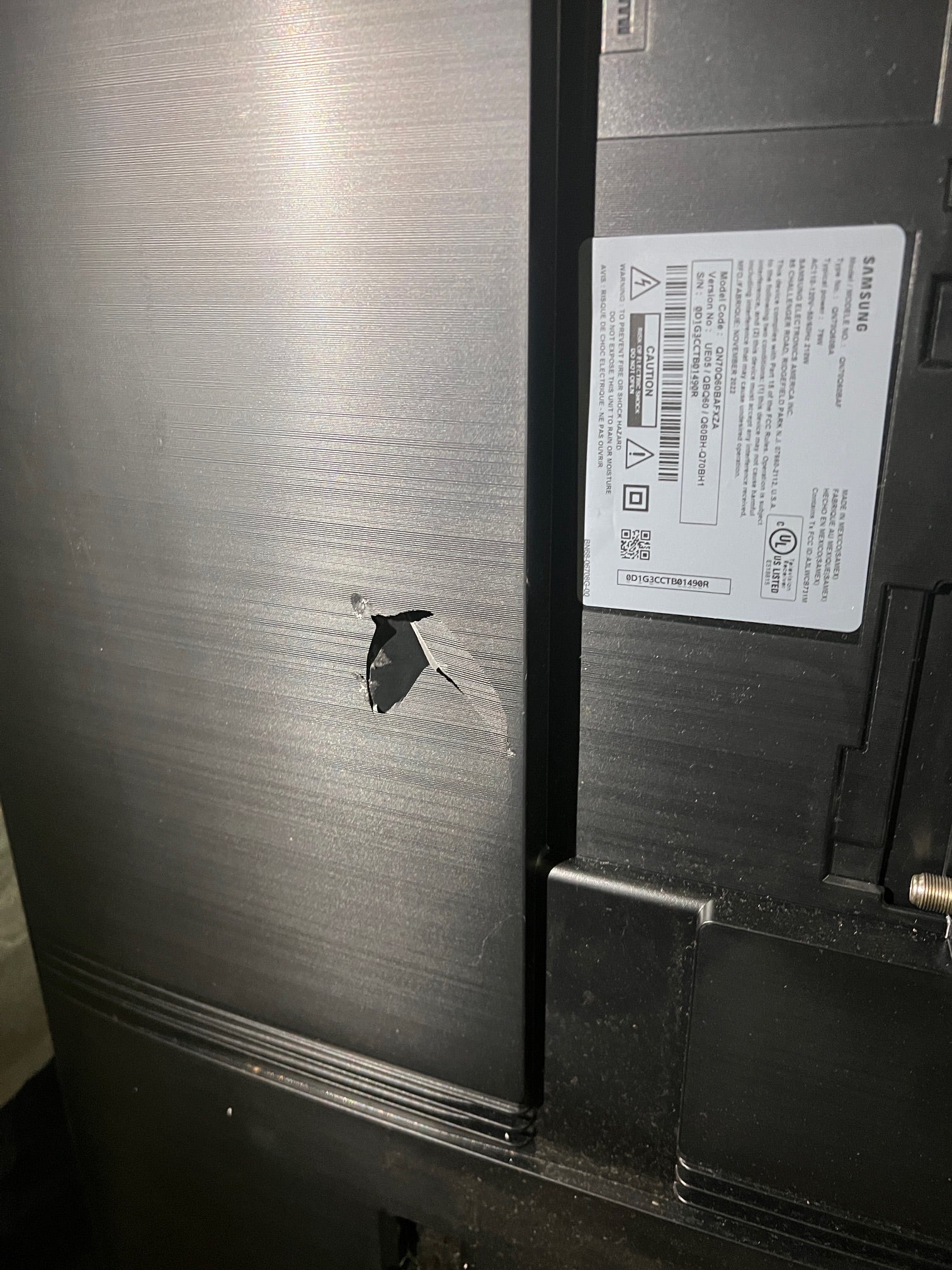 Samsung - 70” Class Q60B QLED 4K Smart Tizen TV