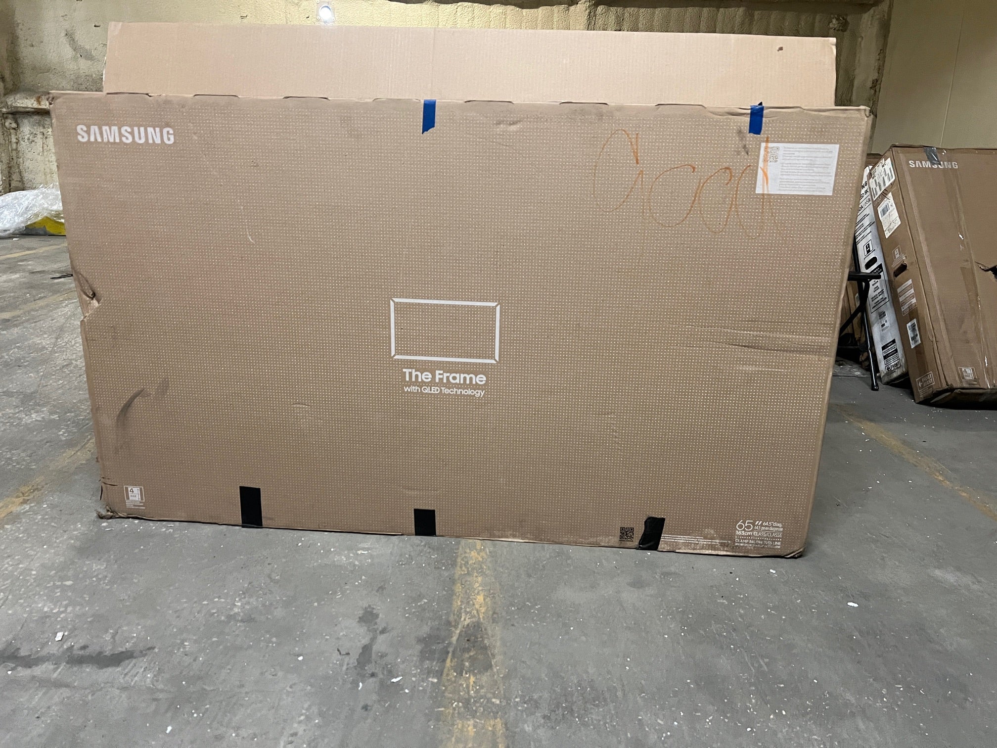 SAMSUNG 65-Inch Class QLED 4K The Frame