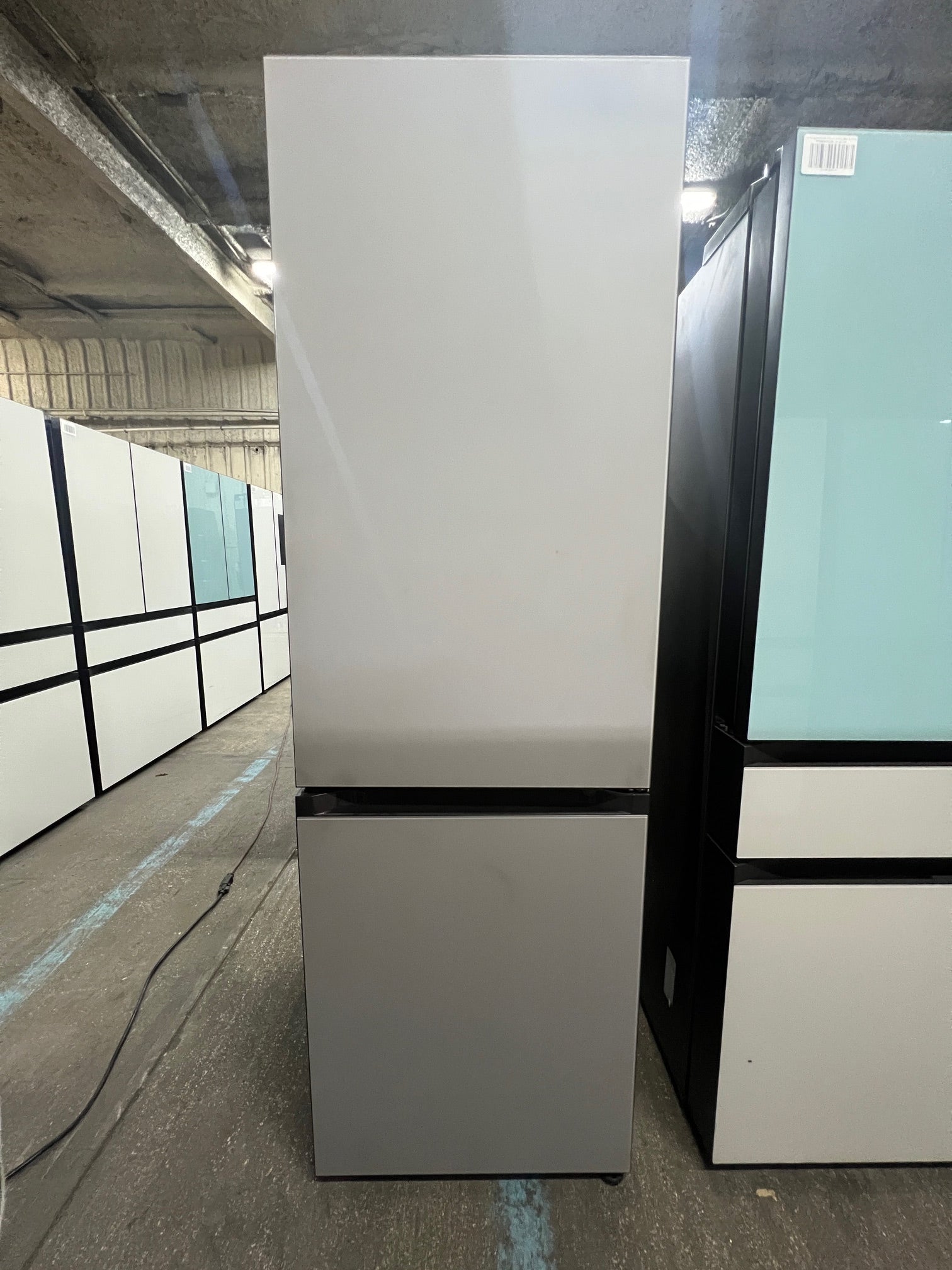 Samsung Bespoke 12-cu ft Bottom-Freezer Refrigerator - Matte Grey