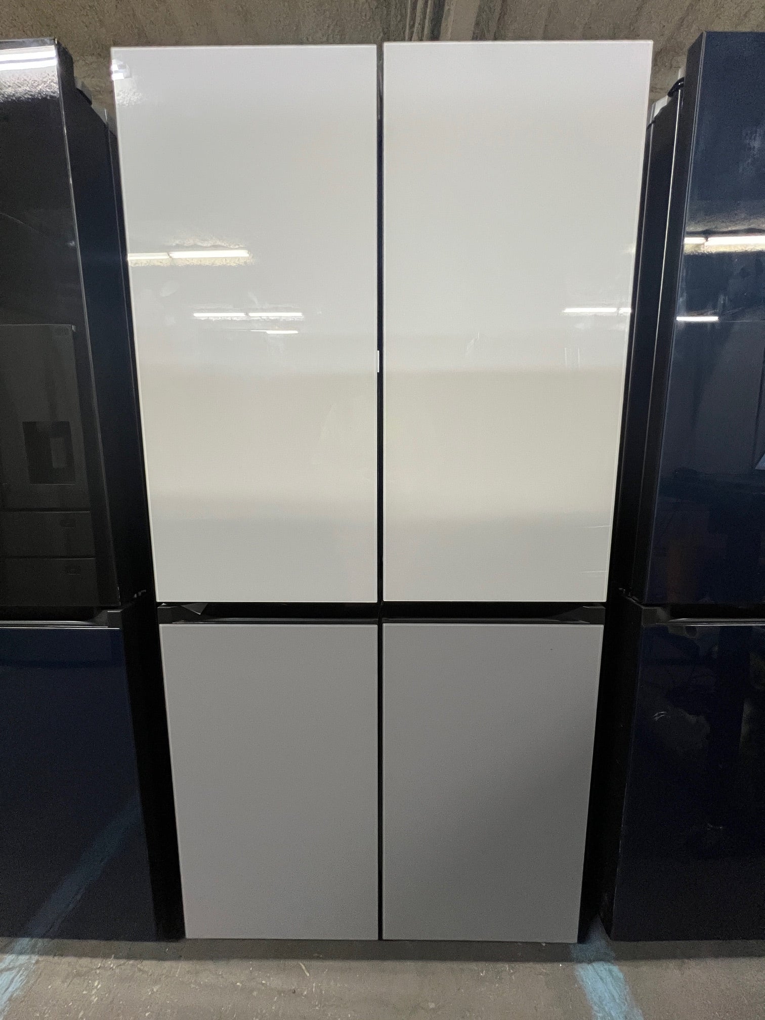 Samsung Bespoke 29 cu. ft. 4 - Door White & Matte Grey