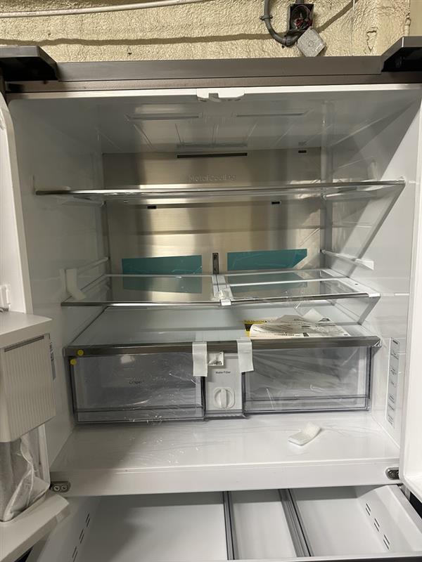 *CLEARANCE* Samsung BESPOKE 29 cu. ft. 4-Door Blue & Stainless Steel