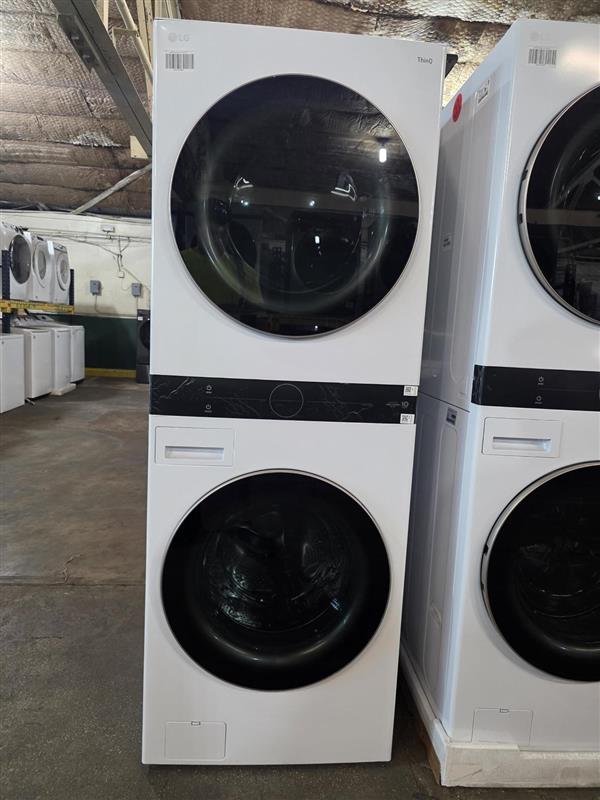 LG WashTower™ – Single Unit Front Load Washer + Electric Dryer (White)