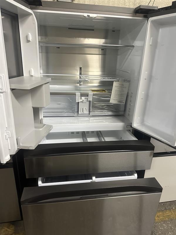 *CLEARANCE* Samsung  BESPOKE 23 cu. Counter Depth ft. 4-Door Blue & Stainless Steel