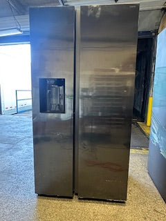 22 cu. ft. Counter Depth Side-by-Side Refrigerator in Stainless Steel