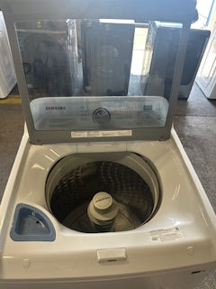 4.4 cu. ft. Top Load Washer in White with Agitator and Vibration Reduction