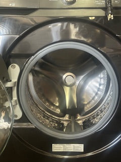 Samsung - 4.5 Cu. Ft. High Efficiency Stackable Smart Front Load Washer with Vibration Reduction Technology+ - Fingerprint Resistant Black Stainless Steel