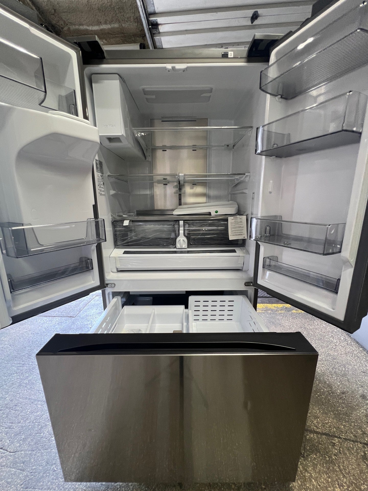 Samsung Counter-Depth Mega Capacity 25.5-cu ft 3 -Door Smart Compatible French Door Refrigerator with Triple Ice Maker with Water and Ice Dispenser ( Fingerprint Resistant Stainless Steel