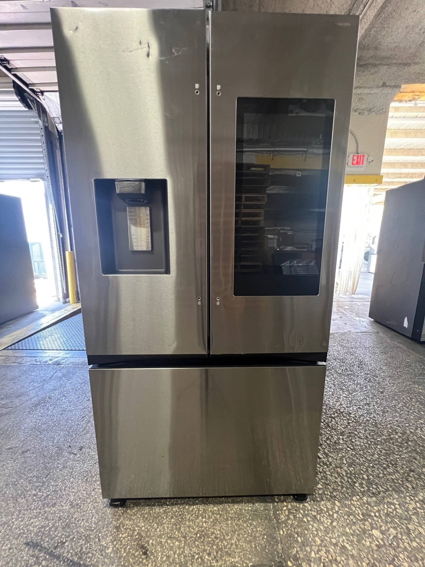 Samsung - 30 cu. ft. 3-Door French Door Smart Refrigerator with Family Hub - Fingerprint Resistant Stainless Steel