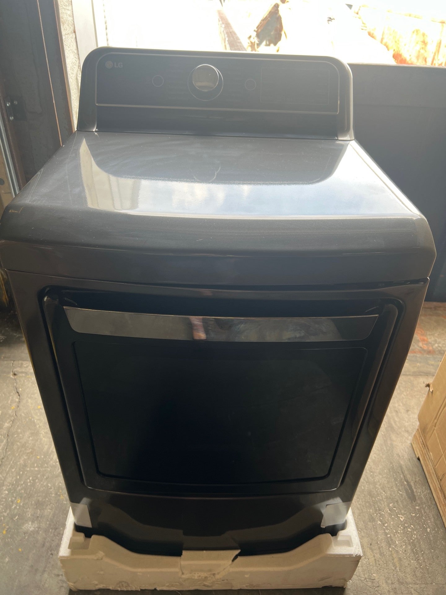 LG - 7.3 Cu. Ft. Smart Electric Dryer with Steam and Sensor Dry - Black