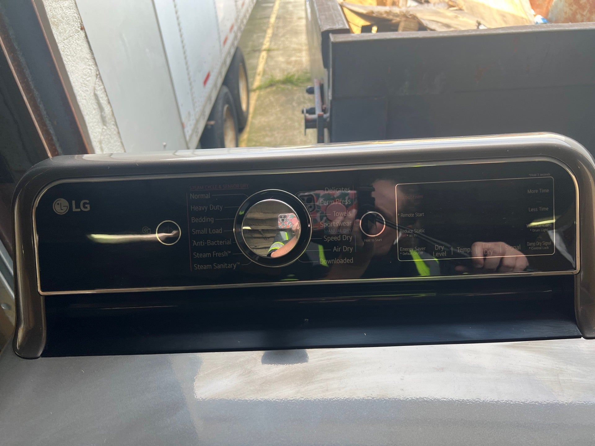 LG - 7.3 Cu. Ft. Smart Electric Dryer with Steam and Sensor Dry - Black